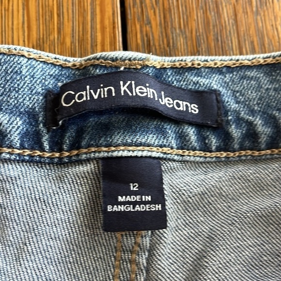 Vintage Calvin Klein Jeans Classic Five Pocket Size 12 Lighter Wash High Rise - Picture 3 of 16